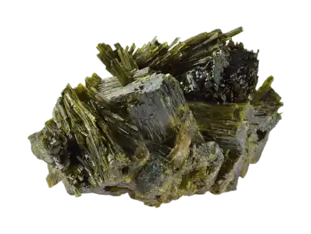 Epidote - ایپیدوت