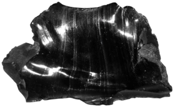 Obsidian - فواید و خواص سنگ ابسیدین
